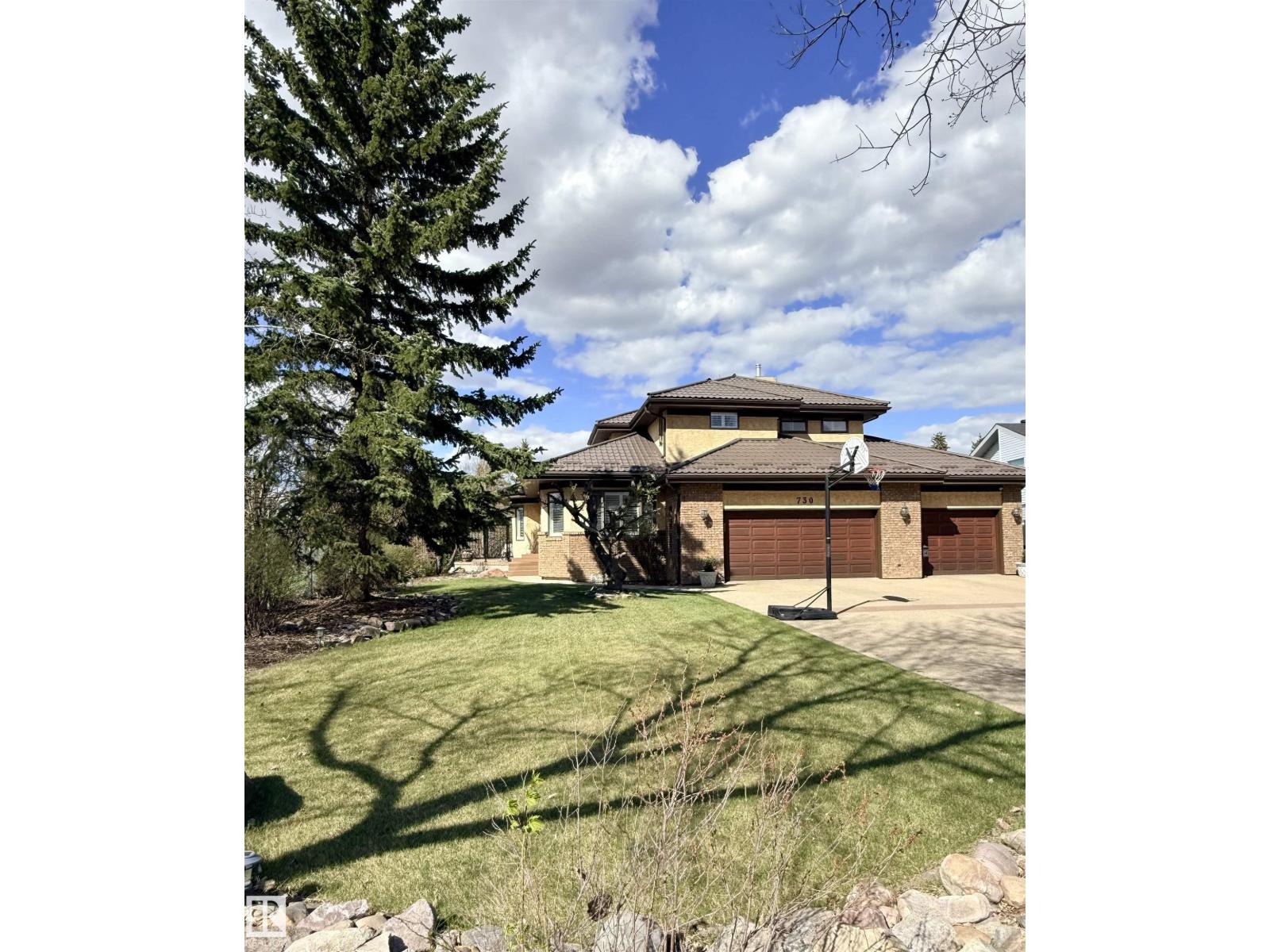 730 Estate Dr, Sherwood Park, Alberta  T8B 1M4 - Photo 1 - E4472499
