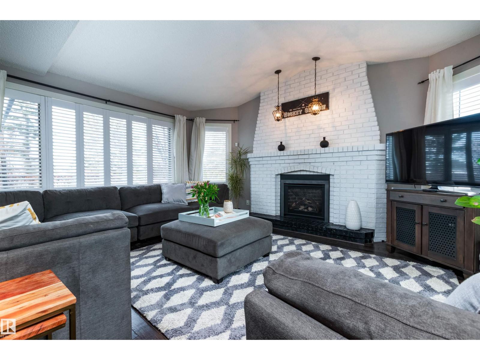 730 Estate Dr, Sherwood Park, Alberta  T8B 1M4 - Photo 6 - E4472499