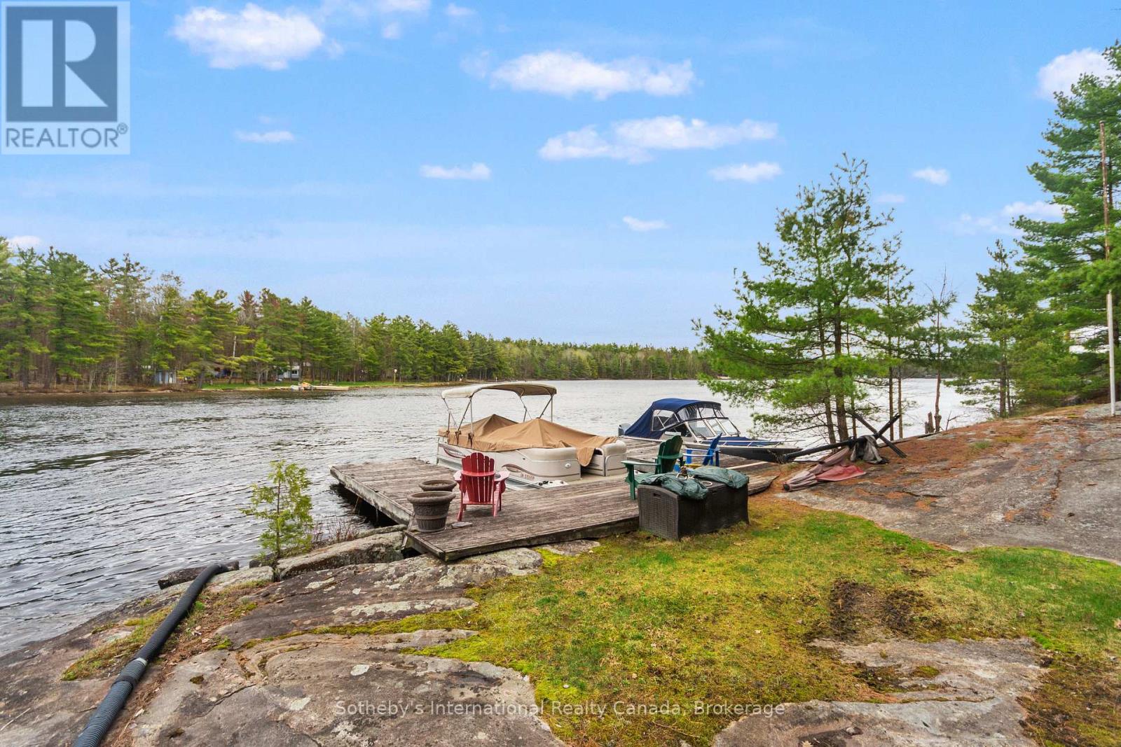 9492 Go Home Lake Shore, Georgian Bay, Ontario  P0C 1H0 - Photo 37 - X12752722