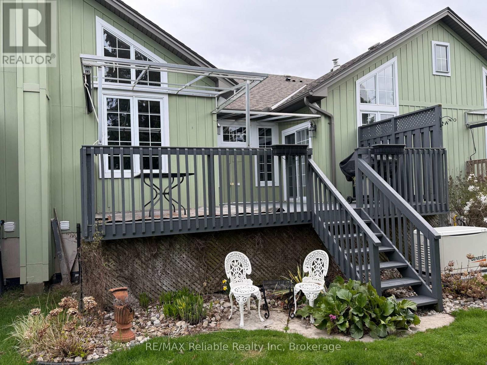 11 Oakwood Links Lane, South Huron, Ontario  N0M 1T0 - Photo 45 - X12834338