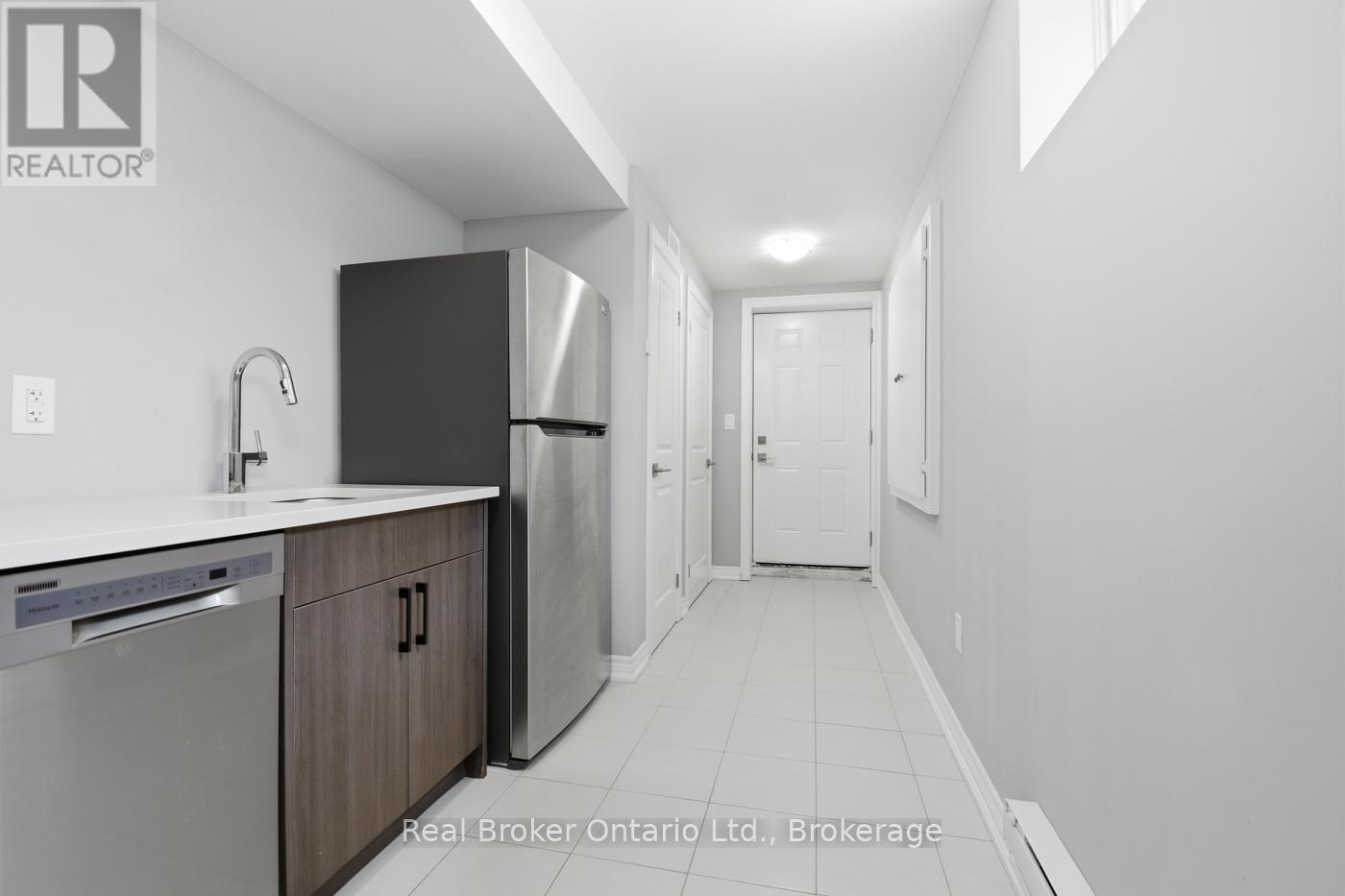 3 Hagar Street, Thorold, Ontario  L2V 3J3 - Photo 11 - X13114206