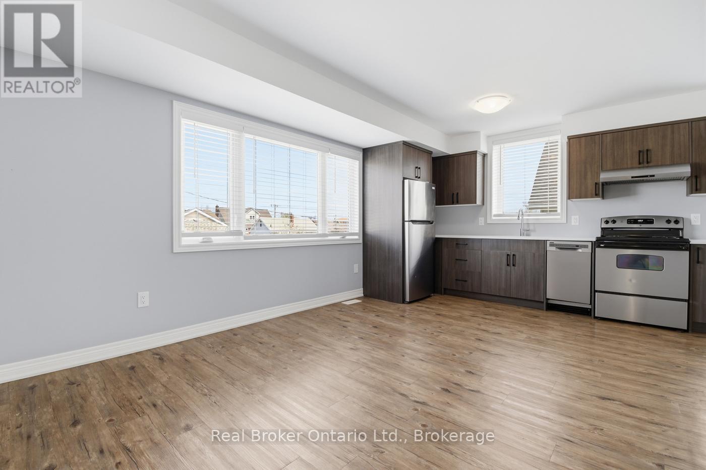 5 Hagar Street, Thorold, Ontario  L2V 3J3 - Photo 17 - X13114210