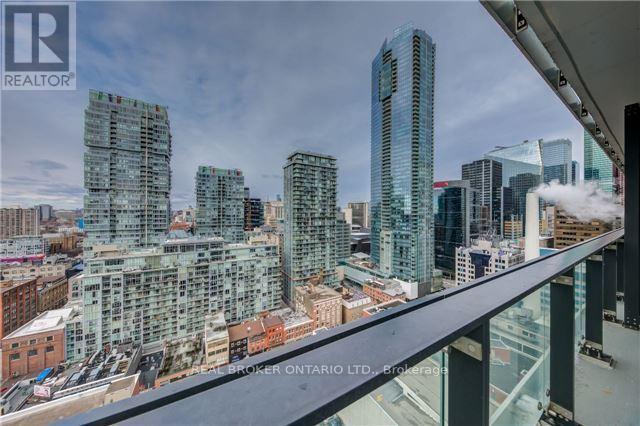 2001 - 224 King Street W, Toronto, Ontario  M5H 0A6 - Photo 12 - C13114168