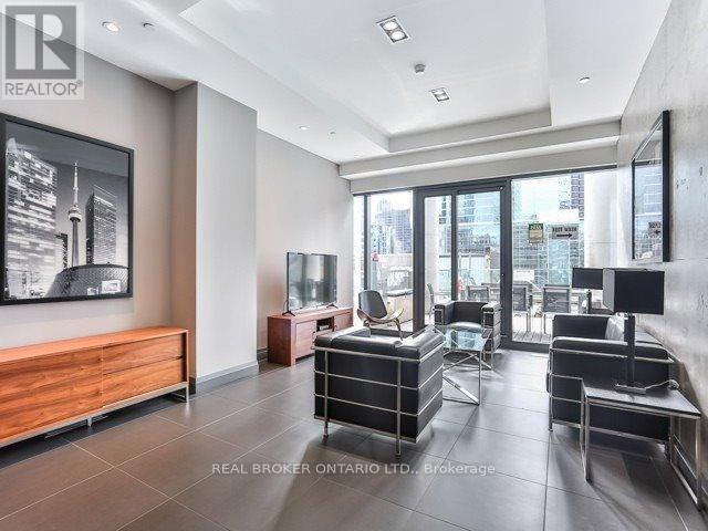 2001 - 224 King Street W, Toronto, Ontario  M5H 0A6 - Photo 16 - C13114168