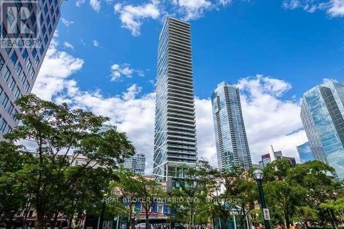 2001 - 224 King Street W, Toronto, Ontario  M5H 0A6 - Photo 20 - C13114168