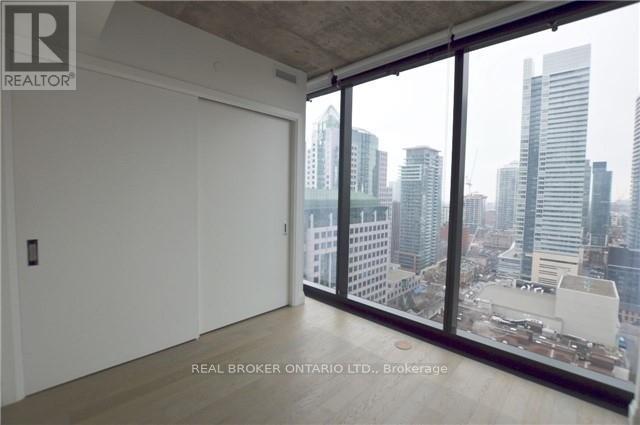 2001 - 224 King Street W, Toronto, Ontario  M5H 0A6 - Photo 6 - C13114168