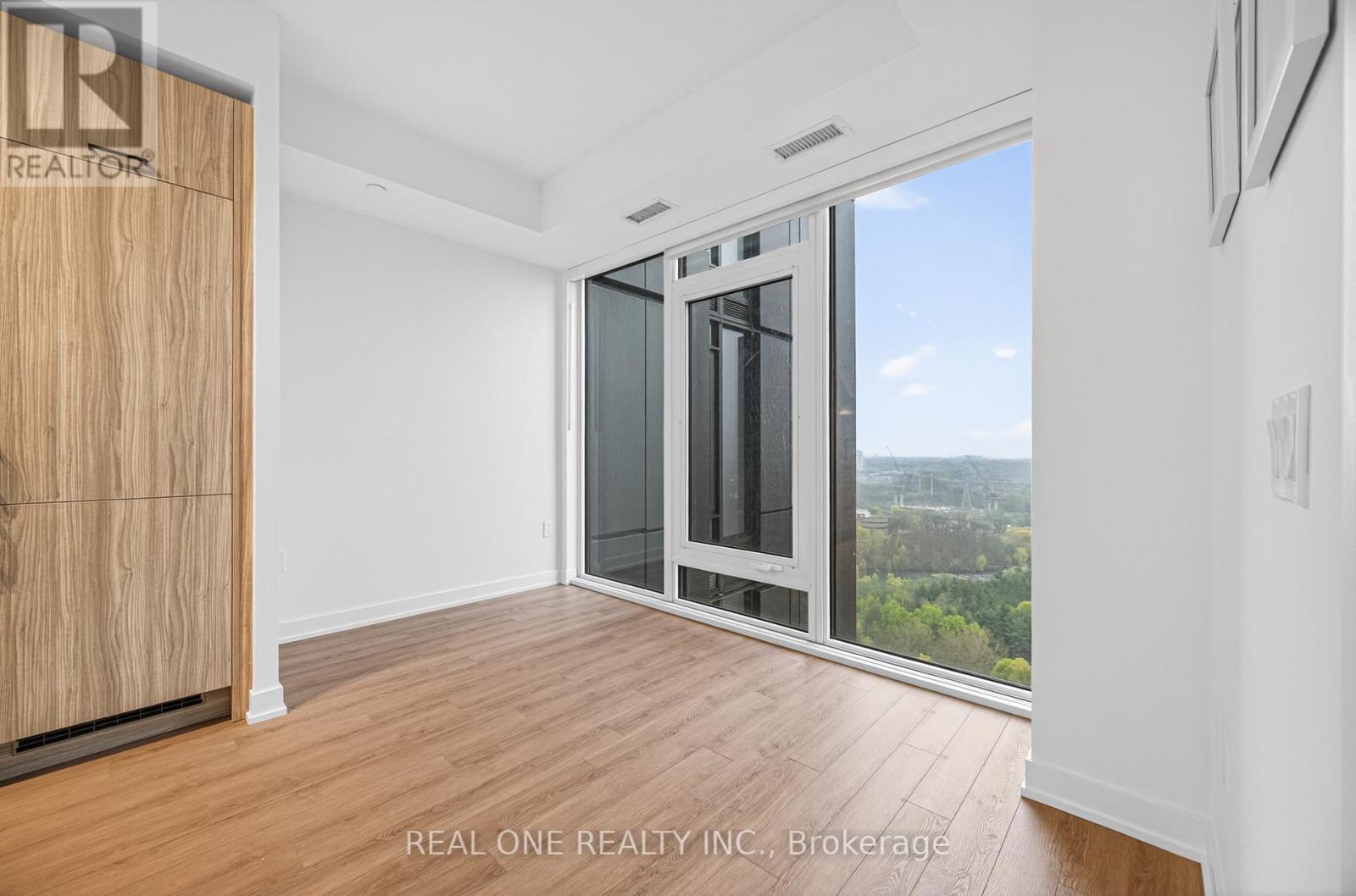 2210 - 5 Quarrington Lane, Toronto, Ontario  M3C 0S5 - Photo 17 - C13114190