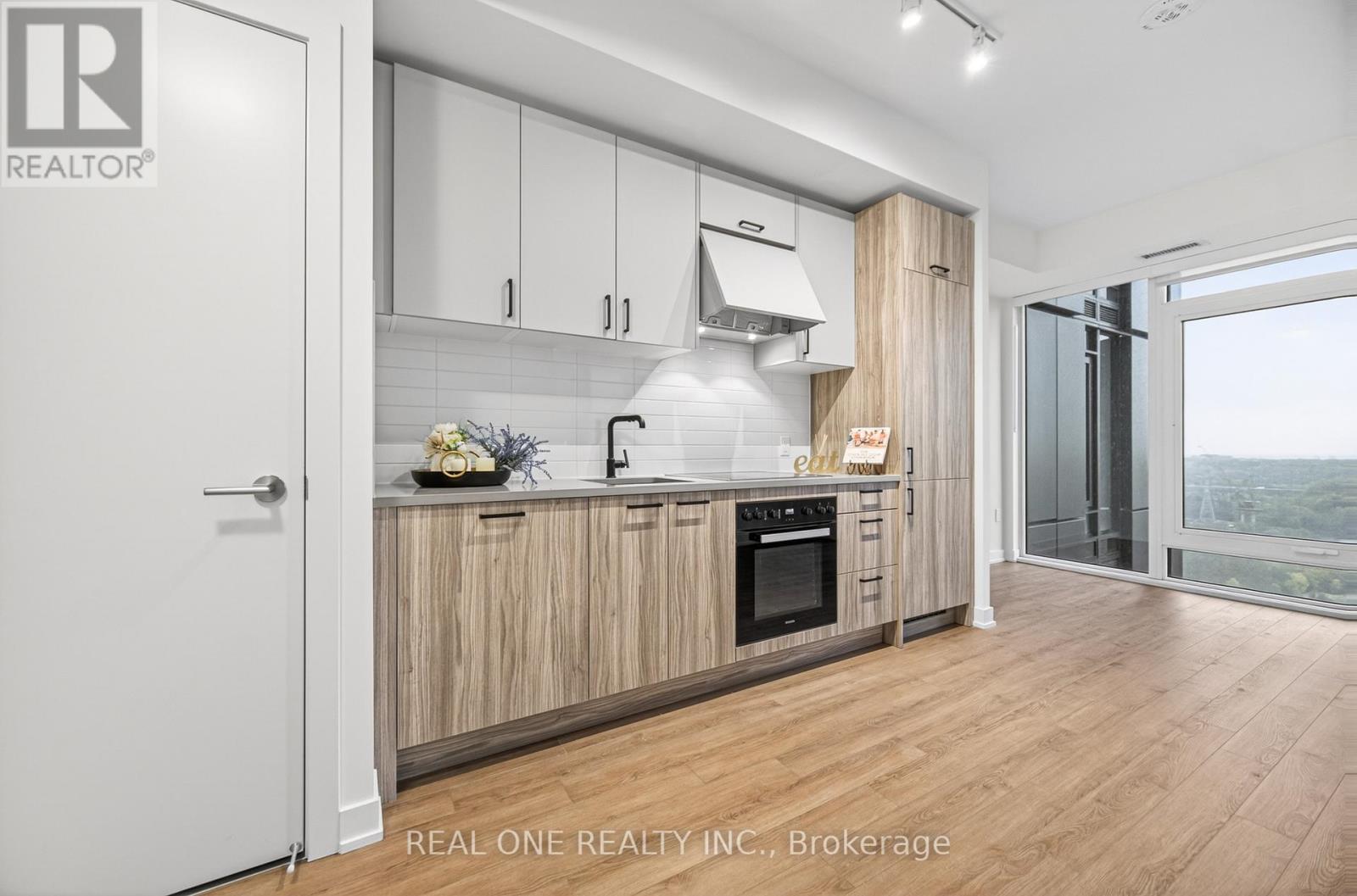 2210 - 5 Quarrington Lane, Toronto, Ontario  M3C 0S5 - Photo 6 - C13114190