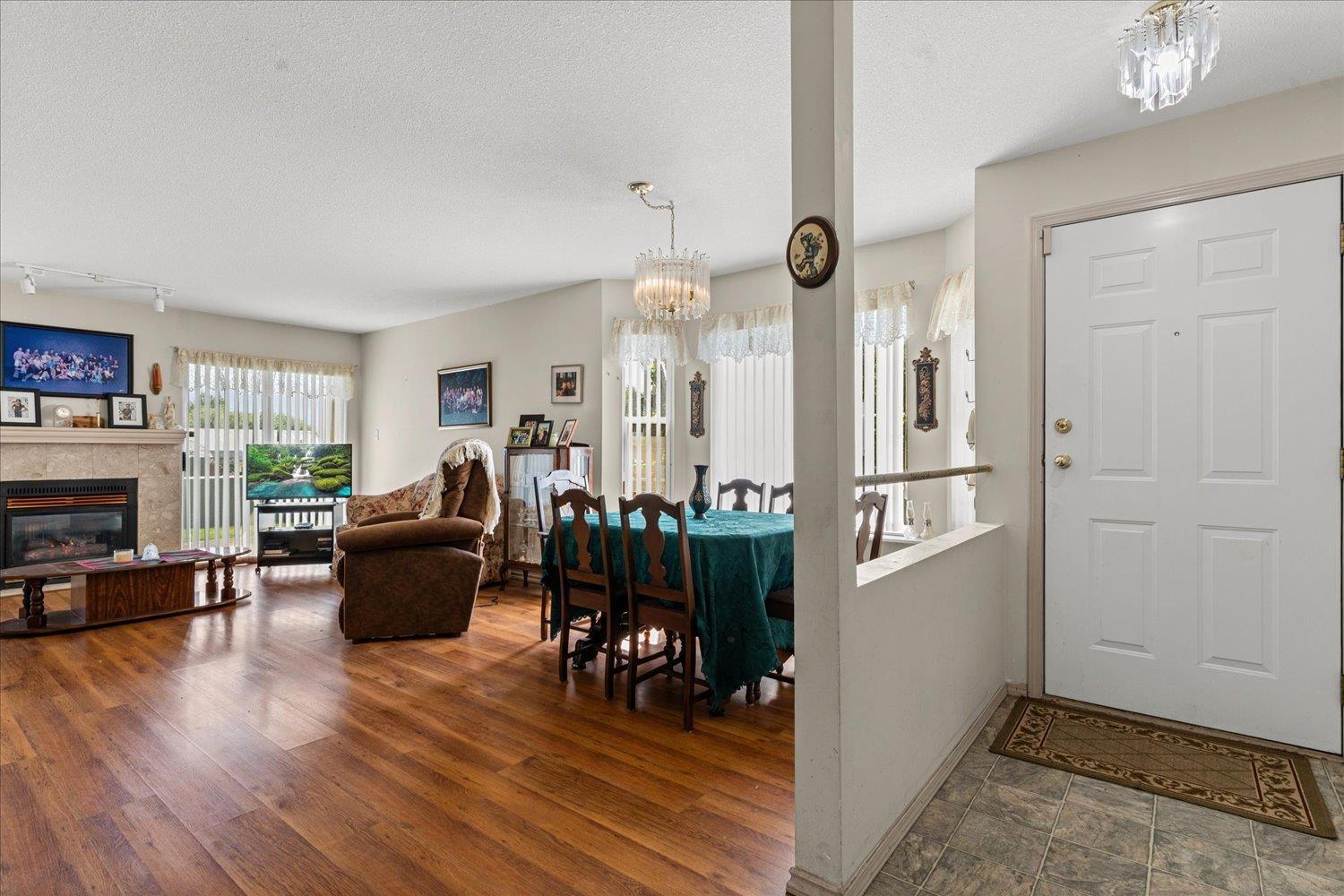 1 8533 Broadway Road, Chilliwack Proper South, Chilliwack, British Columbia  V2P 5V4 - Photo 3 - R3121872