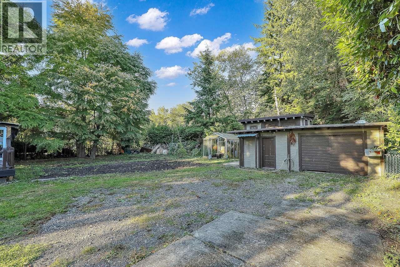 7822 Willard Street, Burnaby, British Columbia  V3N 2W5 - Photo 25 - R3121572