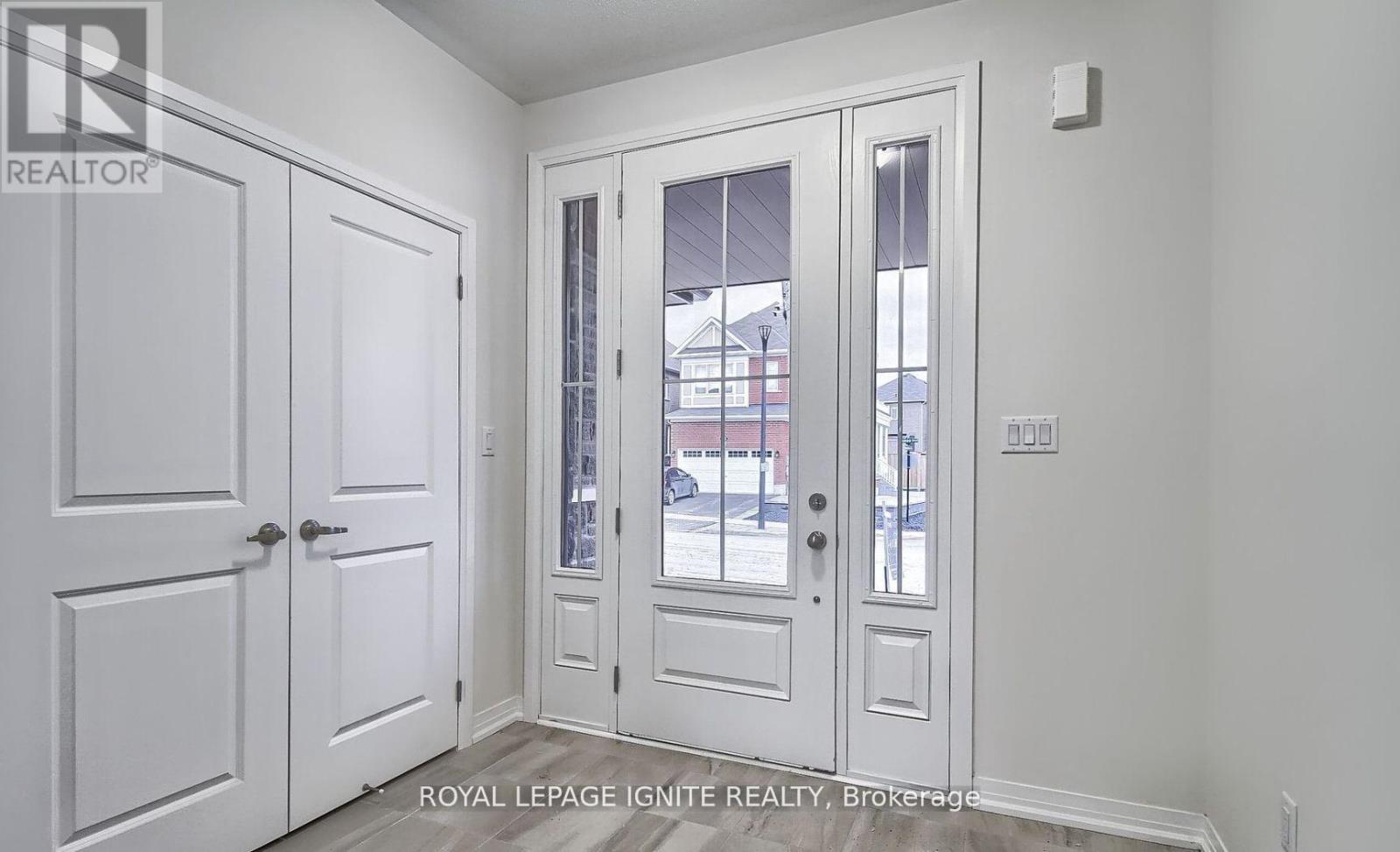 1079 Cameo Street, Pickering, Ontario  L1X 0G2 - Photo 3 - E13114154