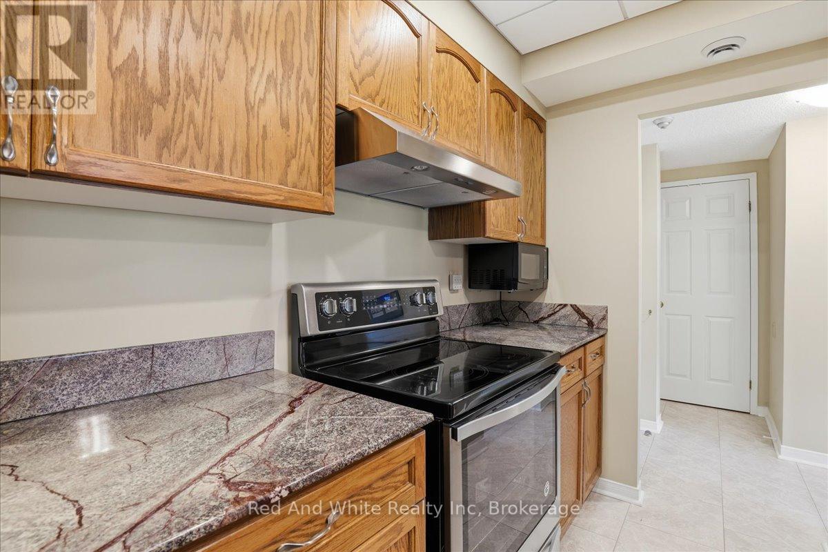 808 - 10 Ellen Street E, Kitchener, Ontario  N2H 6R8 - Photo 12 - X13114160