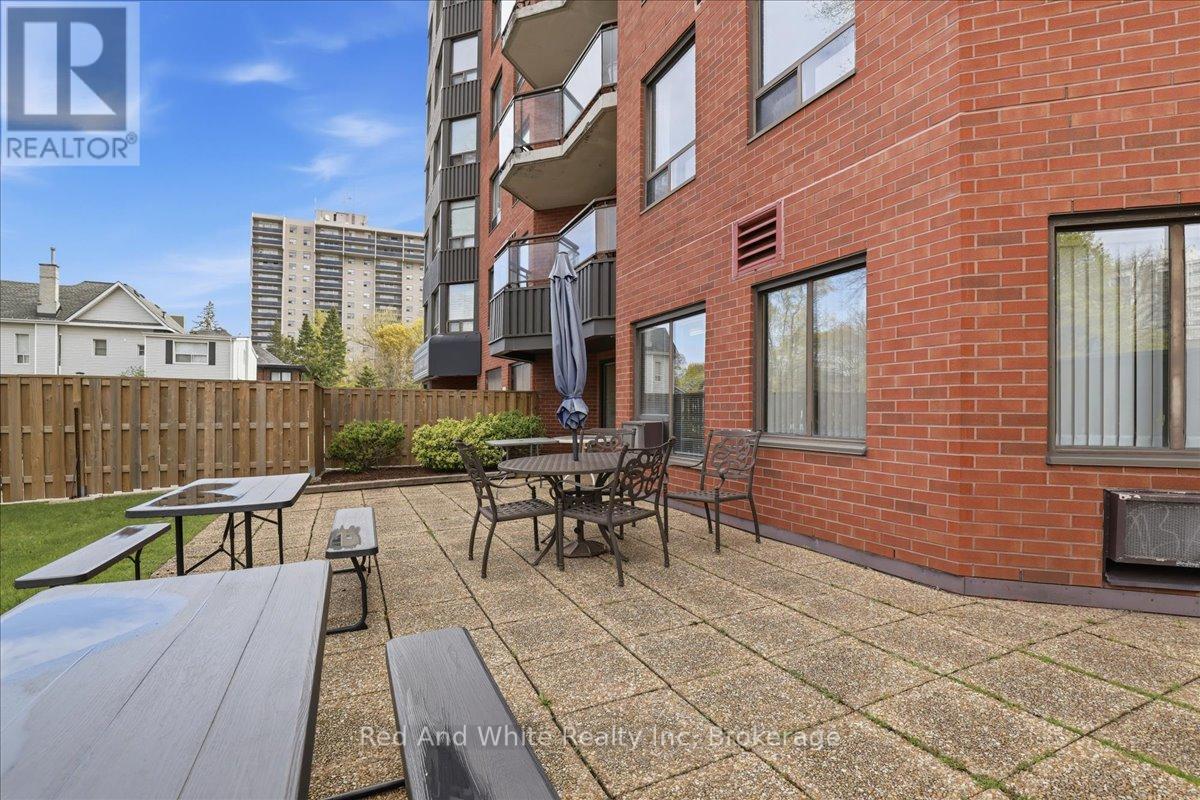 808 - 10 Ellen Street E, Kitchener, Ontario  N2H 6R8 - Photo 41 - X13114160