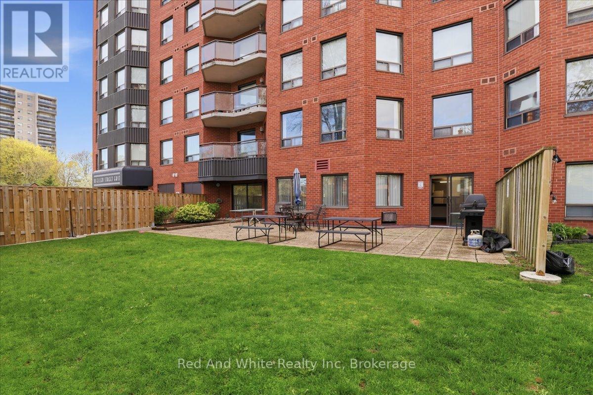 808 - 10 Ellen Street E, Kitchener, Ontario  N2H 6R8 - Photo 42 - X13114160