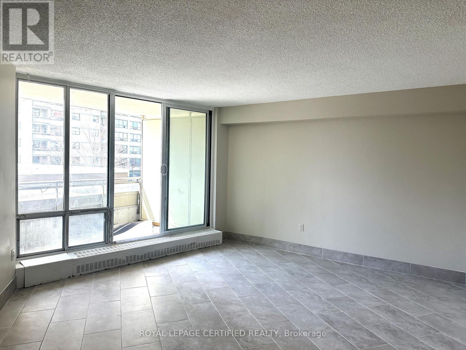 208 - 380 Dixon Road, Toronto, Ontario  M9R 1T3 - Photo 5 - W13114158