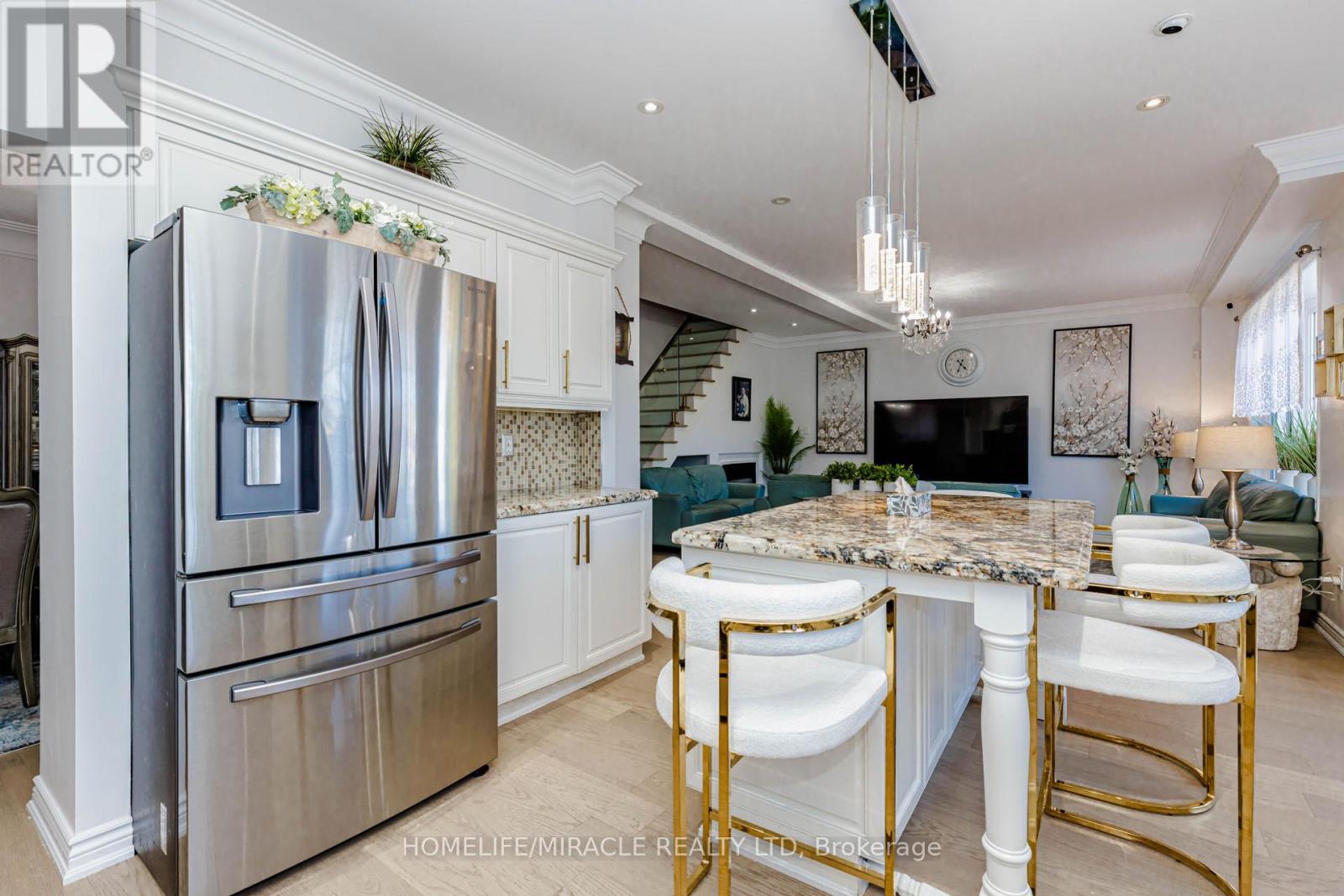 3339 Crompton Crescent, Mississauga, Ontario  L5B 4C7 - Photo 16 - W13114164