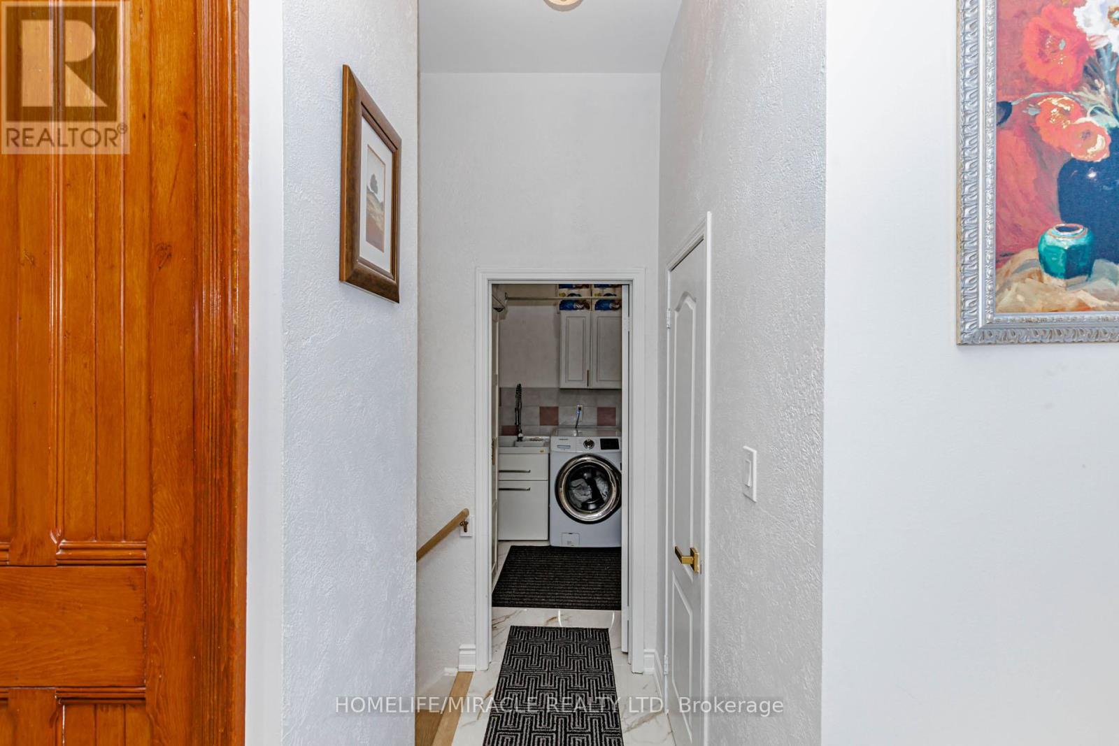 3339 Crompton Crescent, Mississauga, Ontario  L5B 4C7 - Photo 18 - W13114164