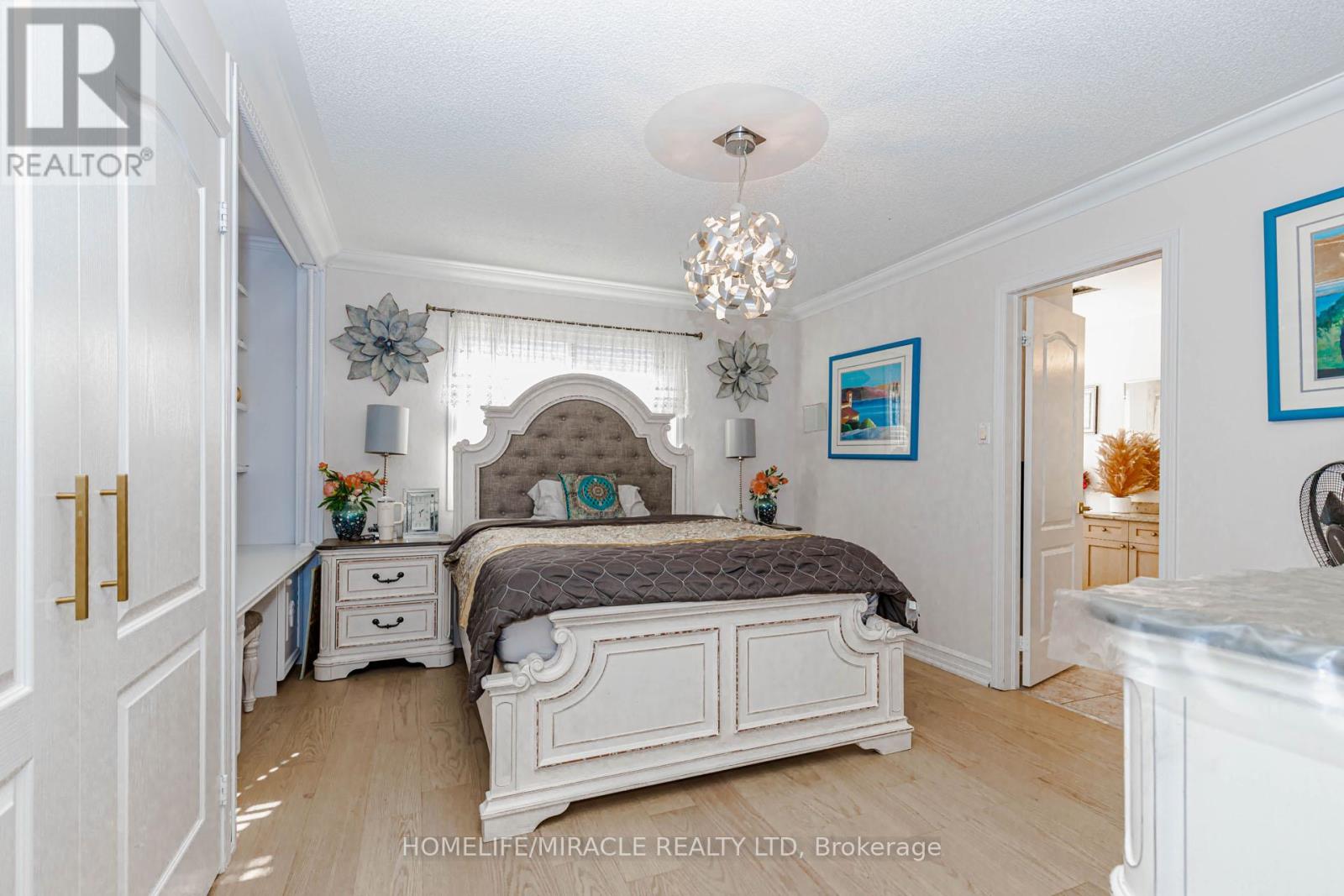 3339 Crompton Crescent, Mississauga, Ontario  L5B 4C7 - Photo 28 - W13114164