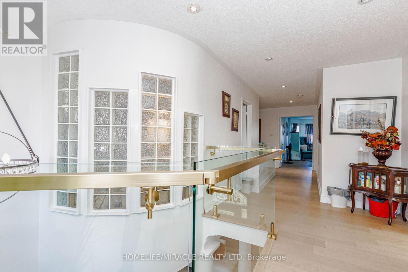 3339 Crompton Crescent, Mississauga, Ontario  L5B 4C7 - Photo 34 - W13114164