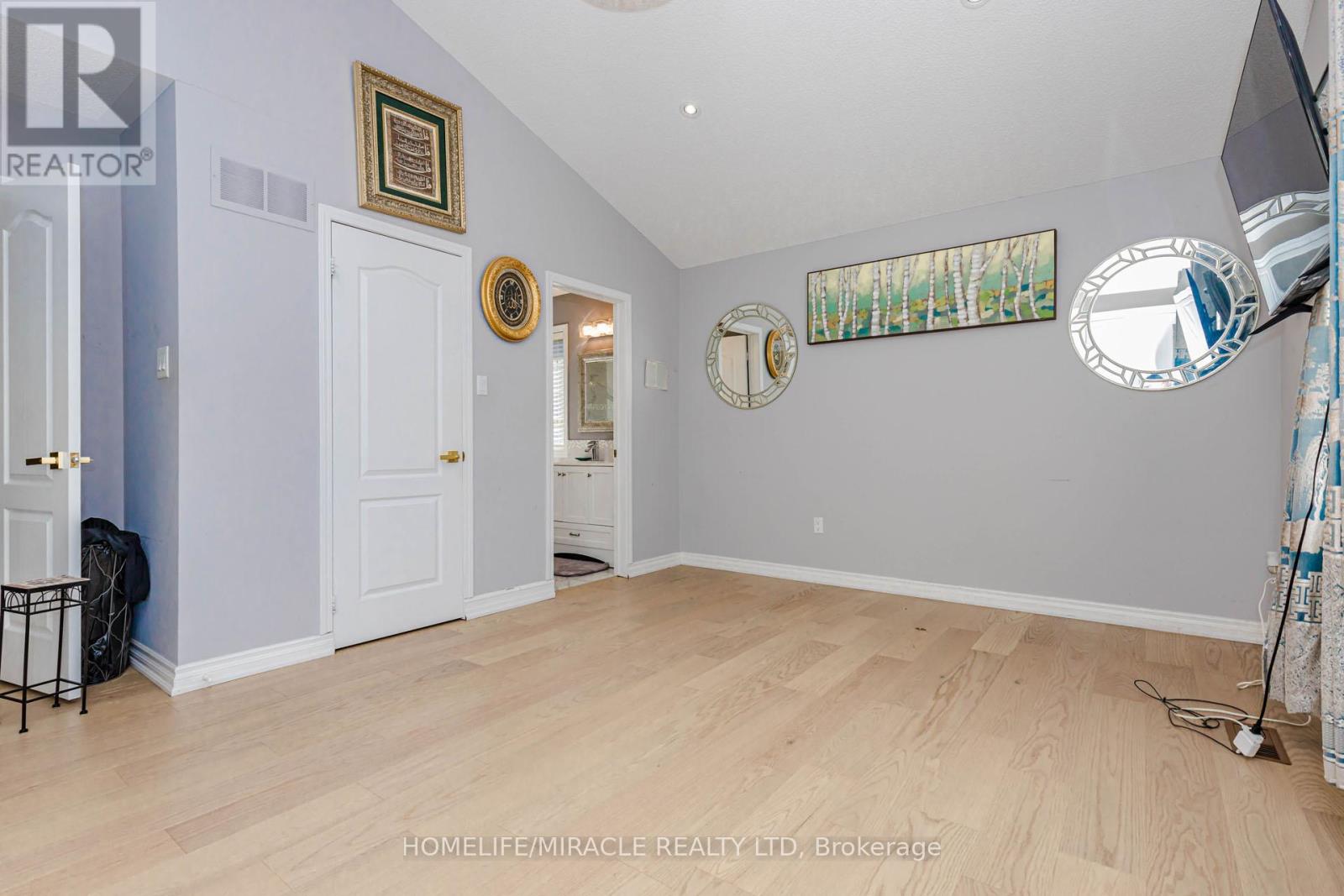 3339 Crompton Crescent, Mississauga, Ontario  L5B 4C7 - Photo 38 - W13114164