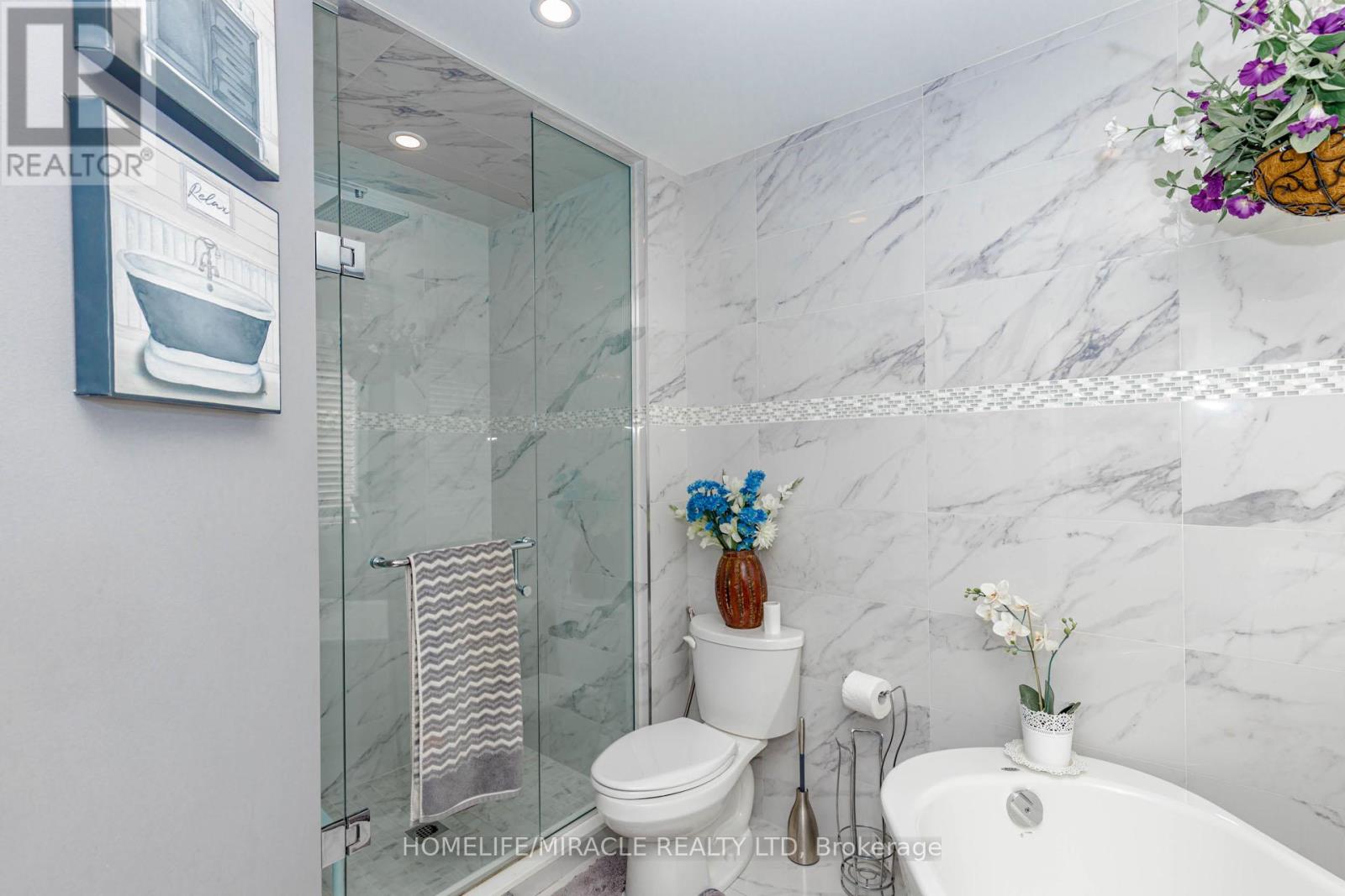 3339 Crompton Crescent, Mississauga, Ontario  L5B 4C7 - Photo 41 - W13114164