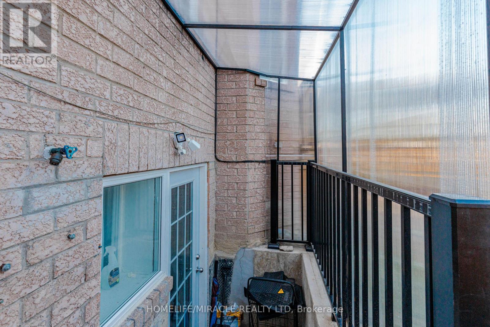 3339 Crompton Crescent, Mississauga, Ontario  L5B 4C7 - Photo 42 - W13114164