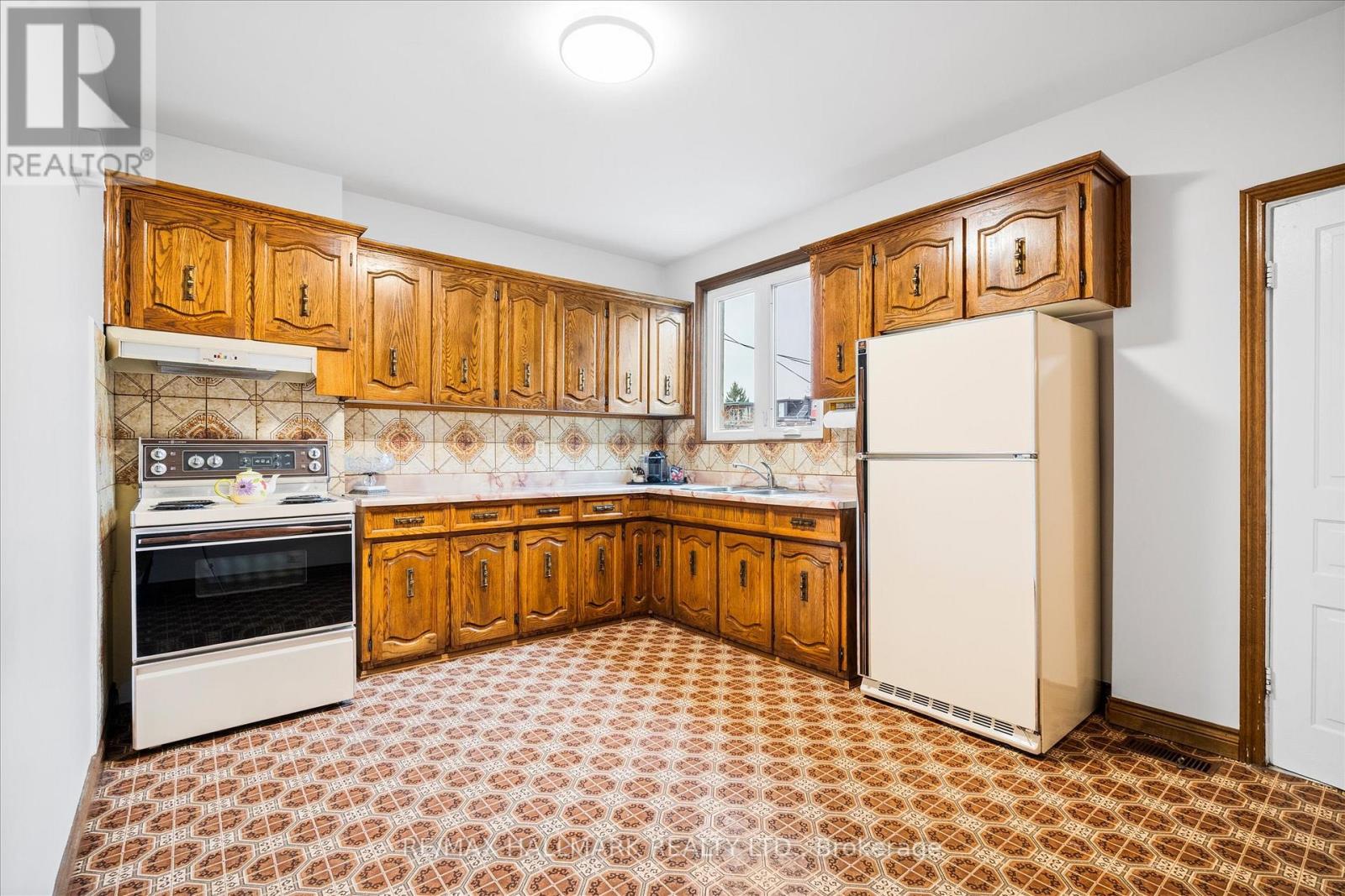454 Concord Avenue, Toronto, Ontario  M6H 2P8 - Photo 12 - W13114178