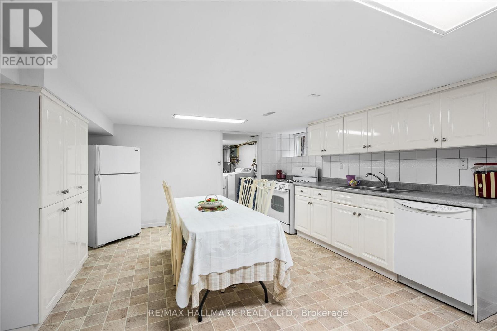 454 Concord Avenue, Toronto, Ontario  M6H 2P8 - Photo 29 - W13114178