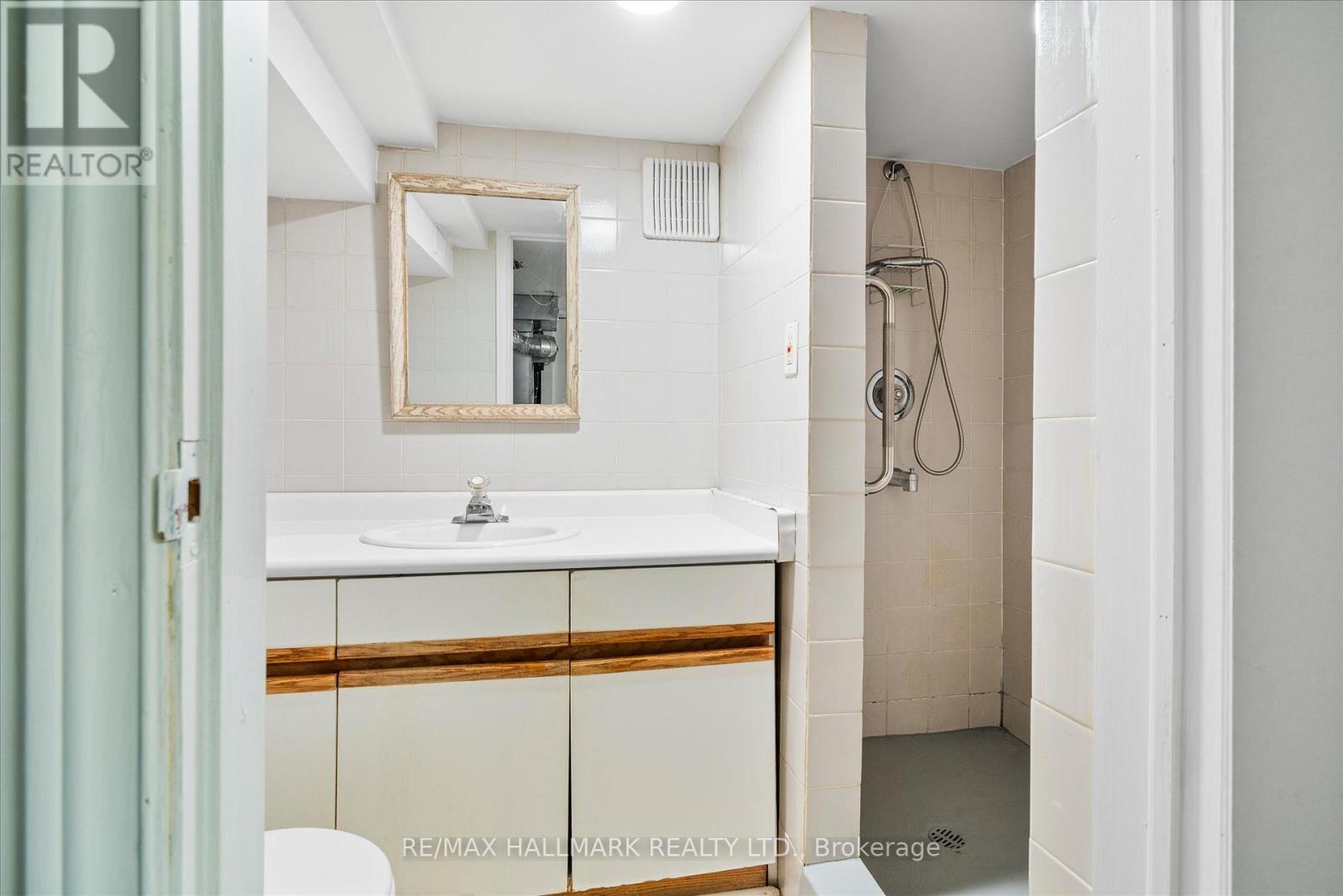 454 Concord Avenue, Toronto, Ontario  M6H 2P8 - Photo 35 - W13114178