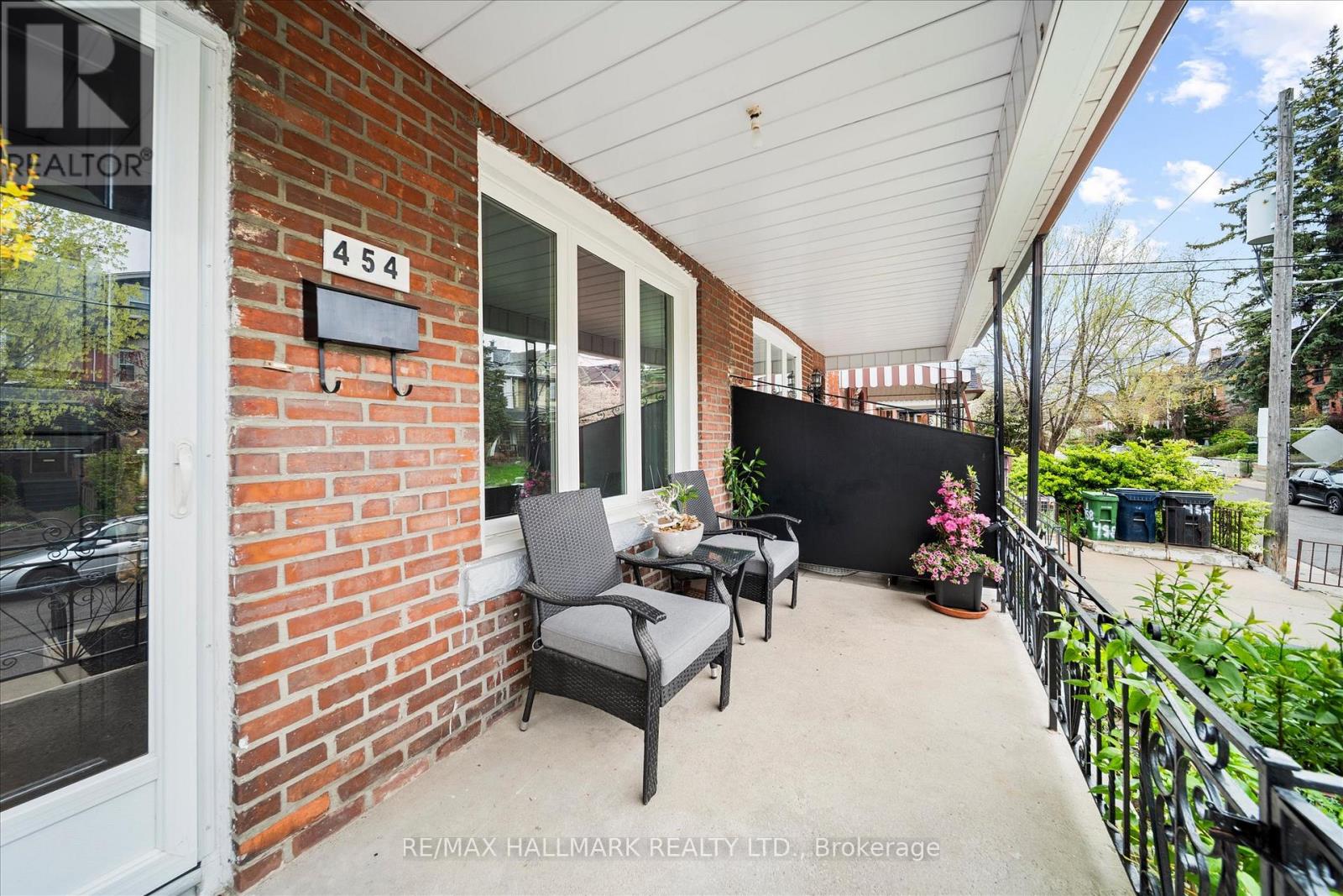 454 Concord Avenue, Toronto, Ontario  M6H 2P8 - Photo 4 - W13114178