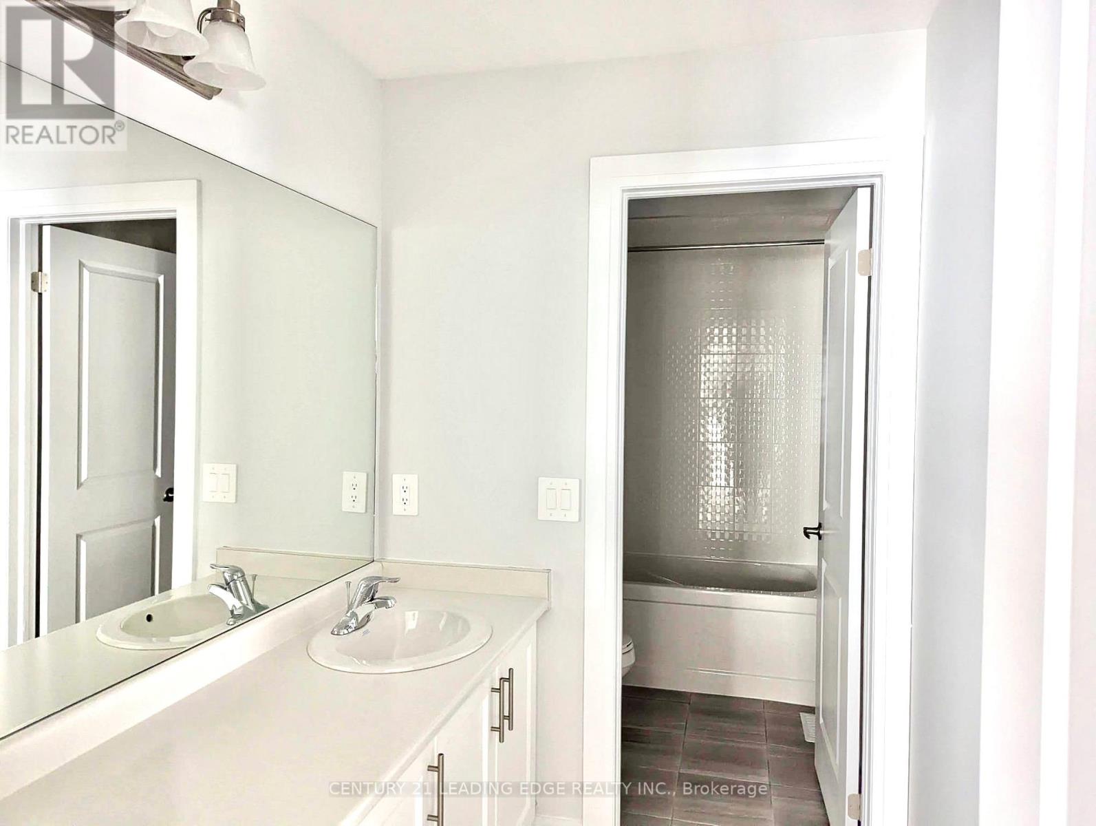 51 Butler Boulevard, Kawartha Lakes, Ontario  K9V 0R9 - Photo 15 - X13114176