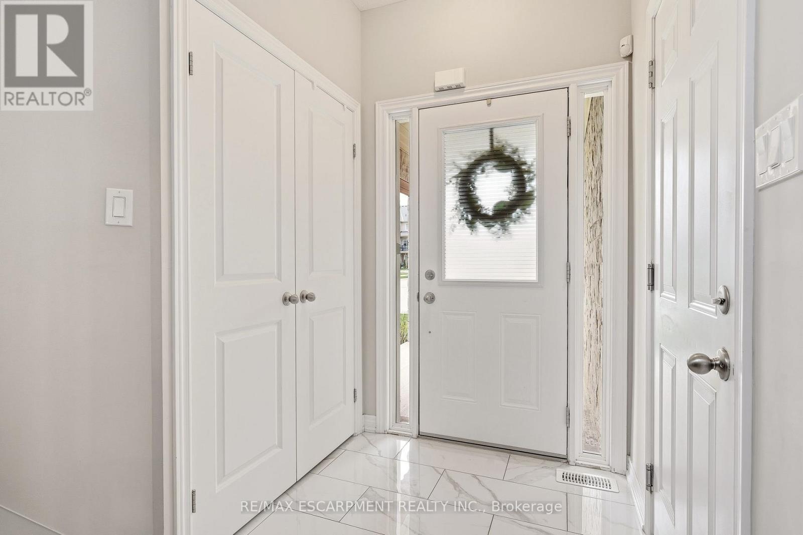 131 Sonoma Lane, Hamilton, Ontario  L8E 0J9 - Photo 3 - X13114180