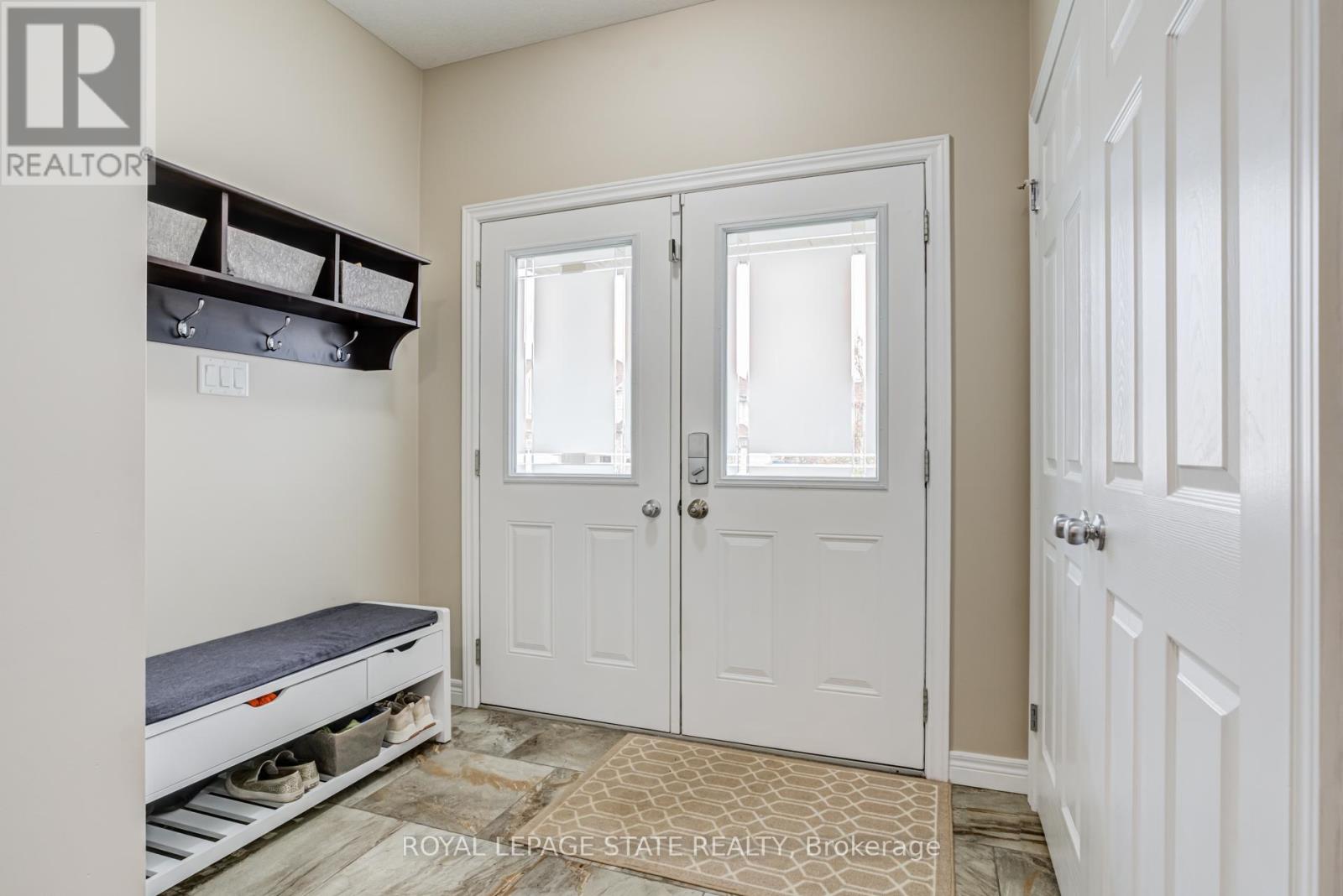 22 Rooke Court, Guelph, Ontario  N1K 0B8 - Photo 5 - X13114196