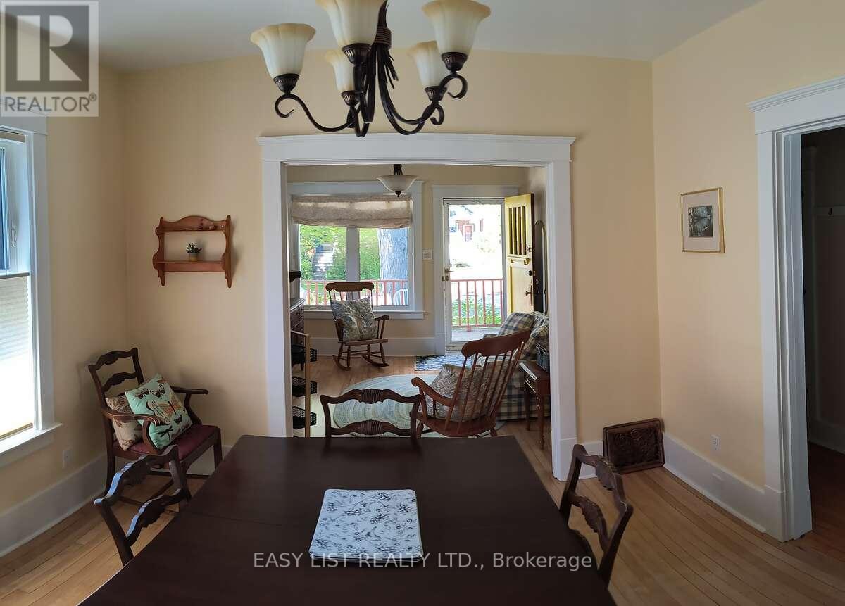 114 College Avenue N, Sarnia, Ontario  N7T 6A9 - Photo 5 - X13114212