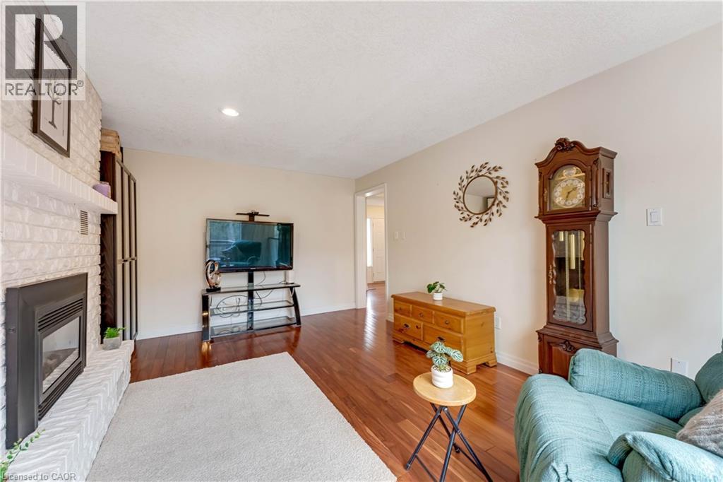109 Ashberry Place, Waterloo, Ontario  N2T 1G8 - Photo 16 - 40818432