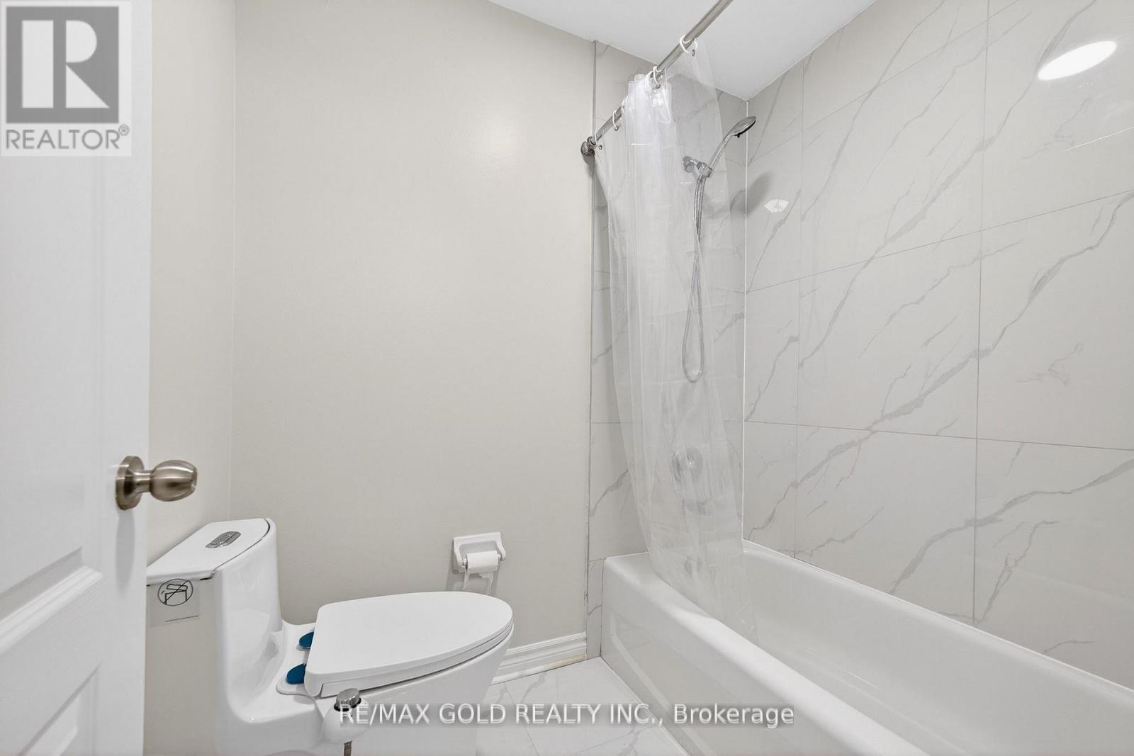 12 Linderwood Drive, Brampton, Ontario  L7A 1R7 - Photo 34 - W13114194
