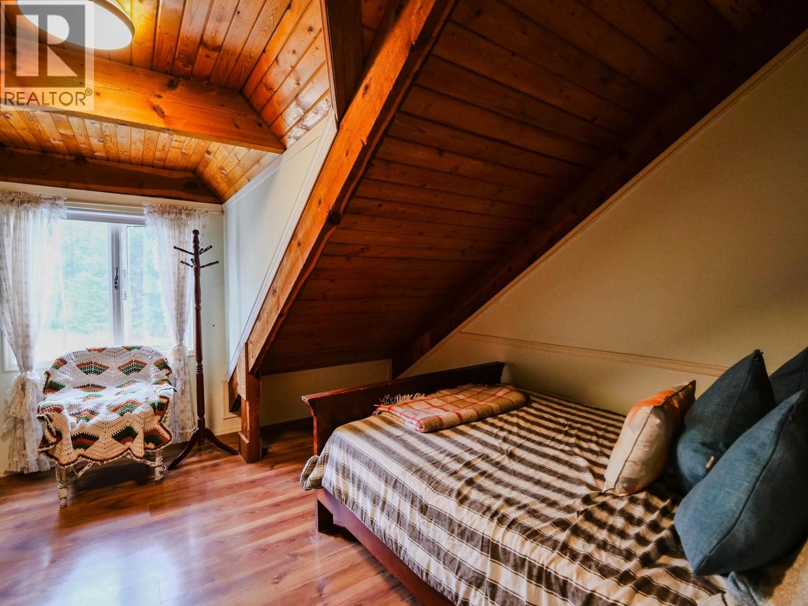 571 Yetta Road, Bouchie Lake, British Columbia  V2J 3H9 - Photo 24 - R3122410