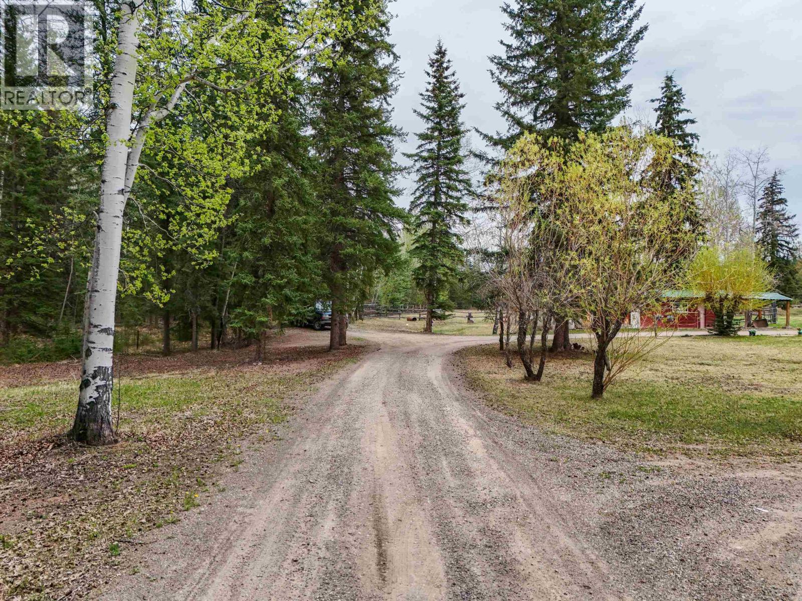571 Yetta Road, Bouchie Lake, British Columbia  V2J 3H9 - Photo 33 - R3122410