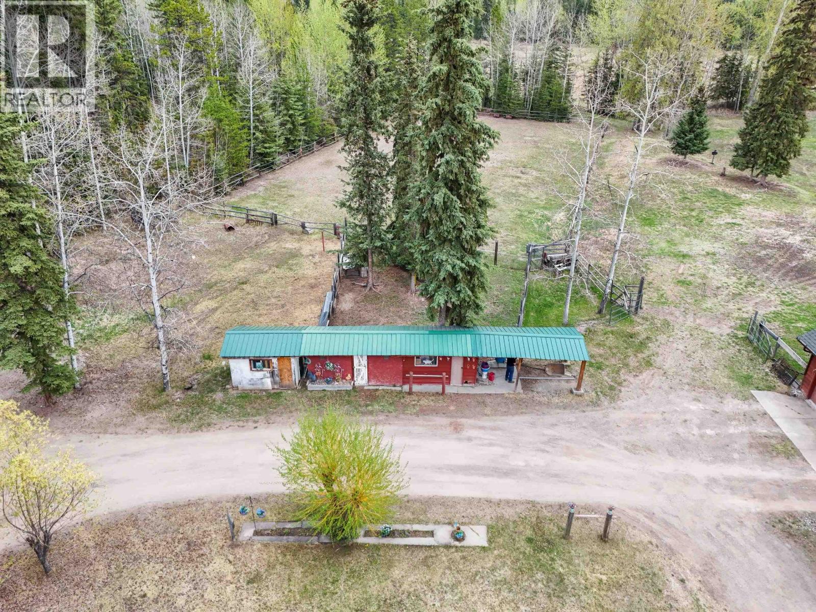 571 Yetta Road, Bouchie Lake, British Columbia  V2J 3H9 - Photo 34 - R3122410