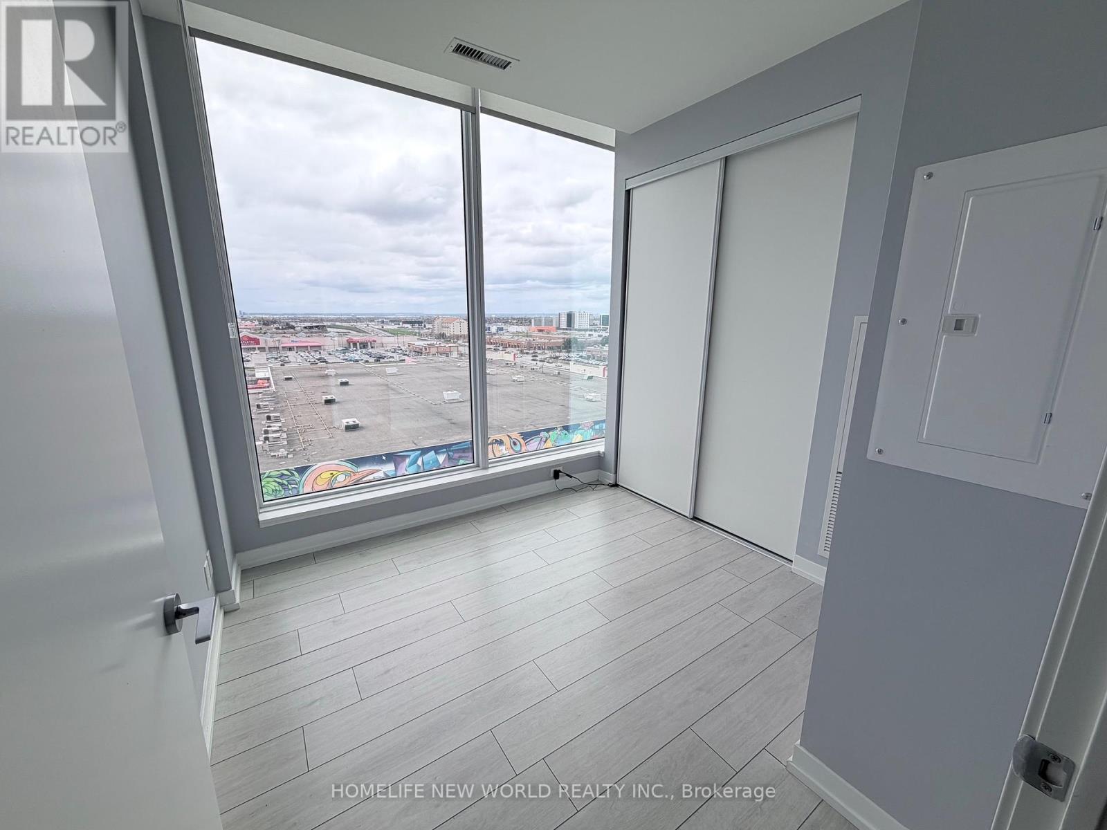 906 - 5 Buttermill Avenue, Vaughan, Ontario  L4K 0J5 - Photo 9 - N13075414