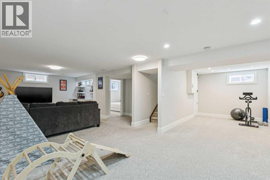 4211 Dalhart Road NW, Calgary, Alberta  T3A 1B6 - Photo 20 - A2306165