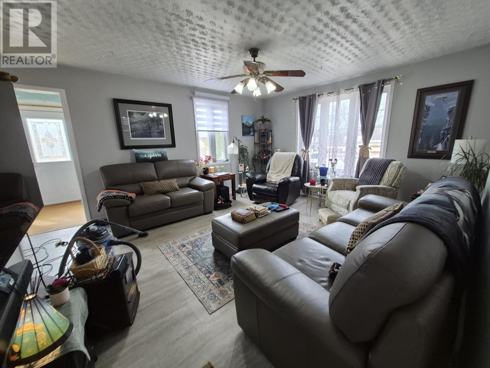 2 Brown Street, Marathon, Ontario  P0T 2E0 - Photo 3 - TB2600981