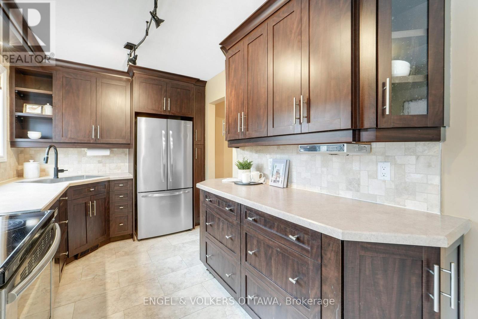 33 - 2111 Montreal Road, Ottawa, Ontario  K1J 8M8 - Photo 10 - X13114244