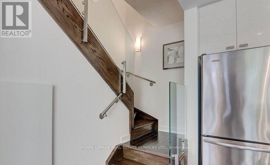 Th7 - 121 Mcmahon Drive, Toronto, Ontario  M2K 0C2 - Photo 12 - C13114246