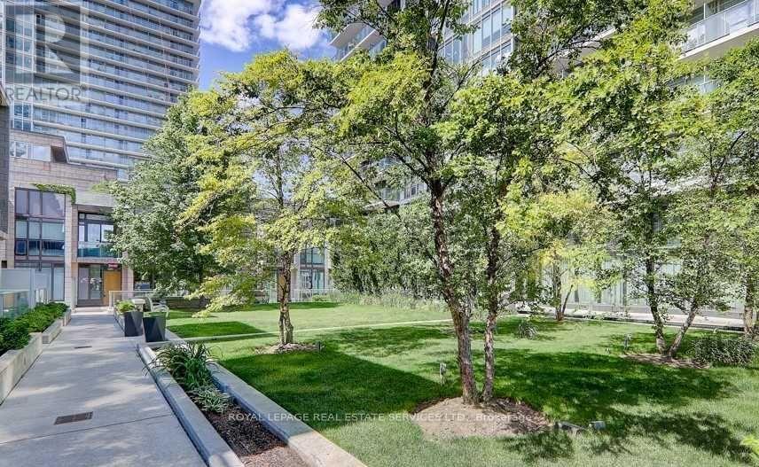 Th7 - 121 Mcmahon Drive, Toronto, Ontario  M2K 0C2 - Photo 23 - C13114246