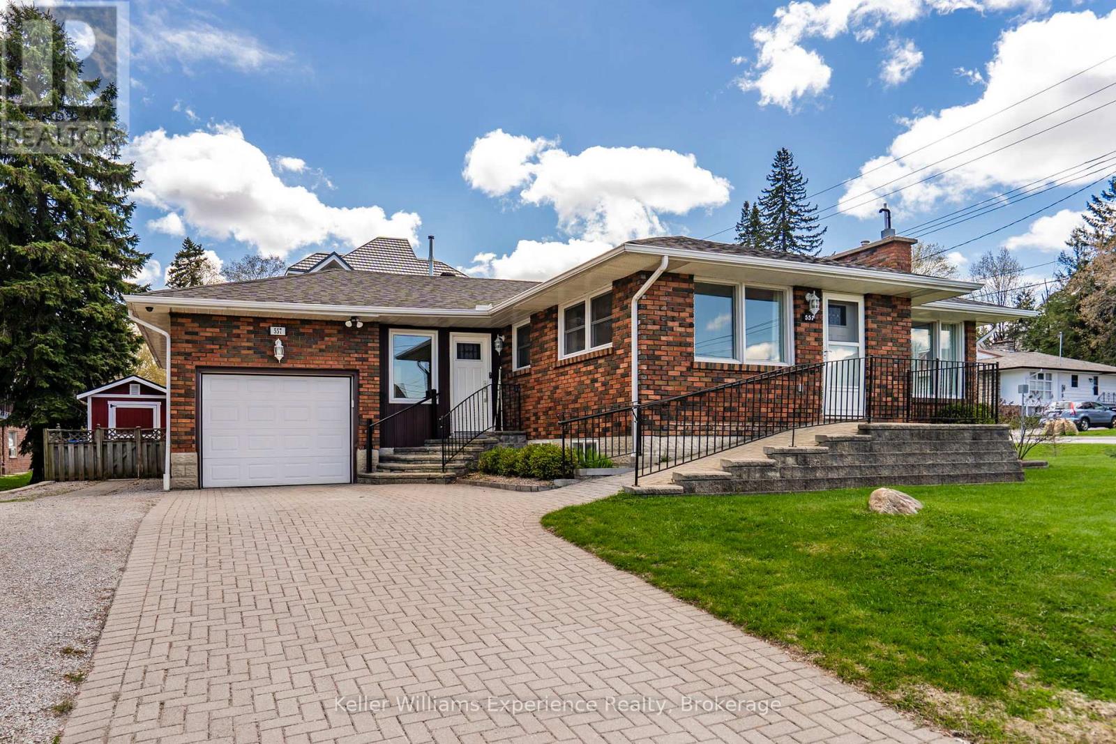 557 HUGEL AVENUE, Midland, Ontario