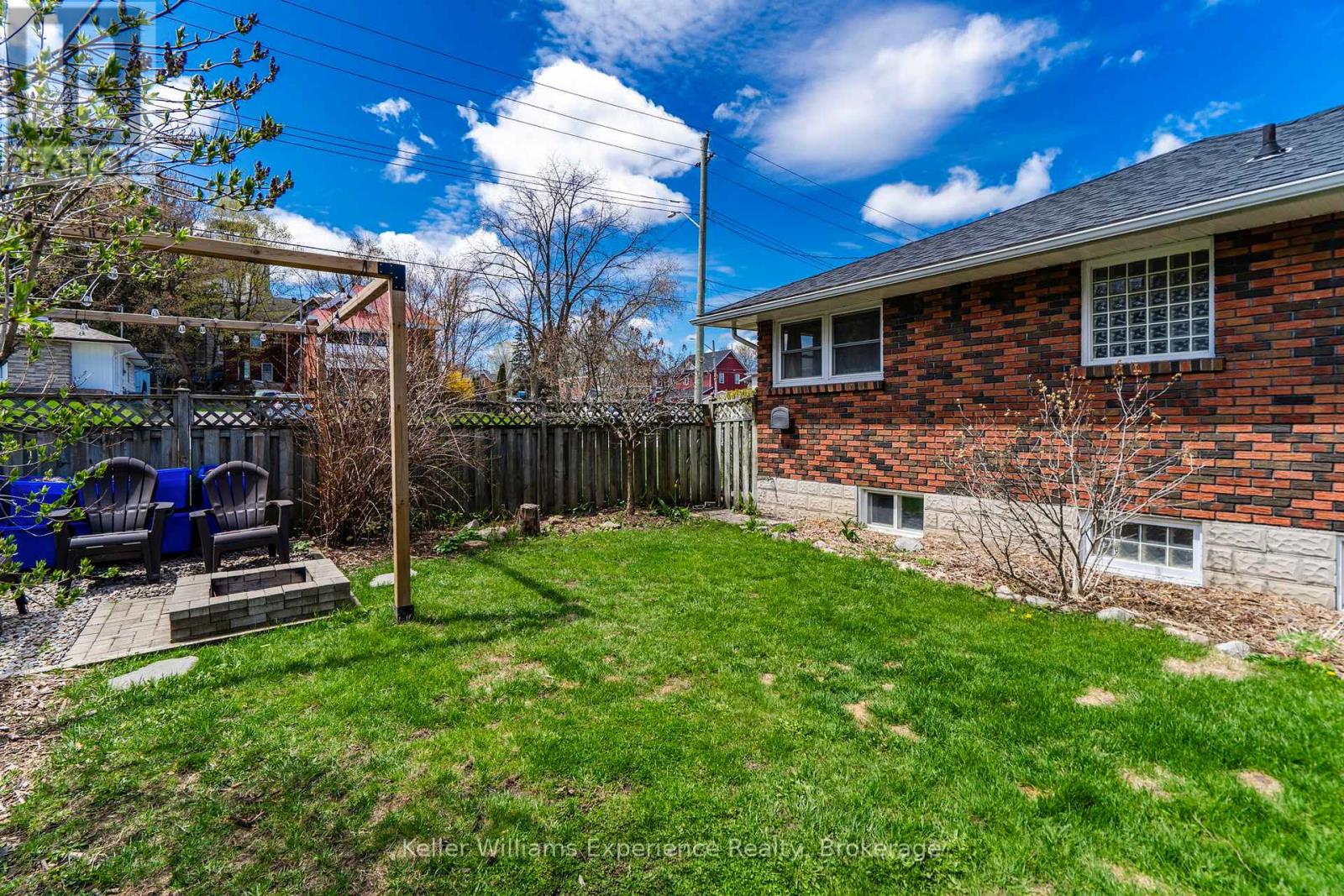 557 Hugel Avenue, Midland, Ontario  L4R 1W1 - Photo 4 - S13114256
