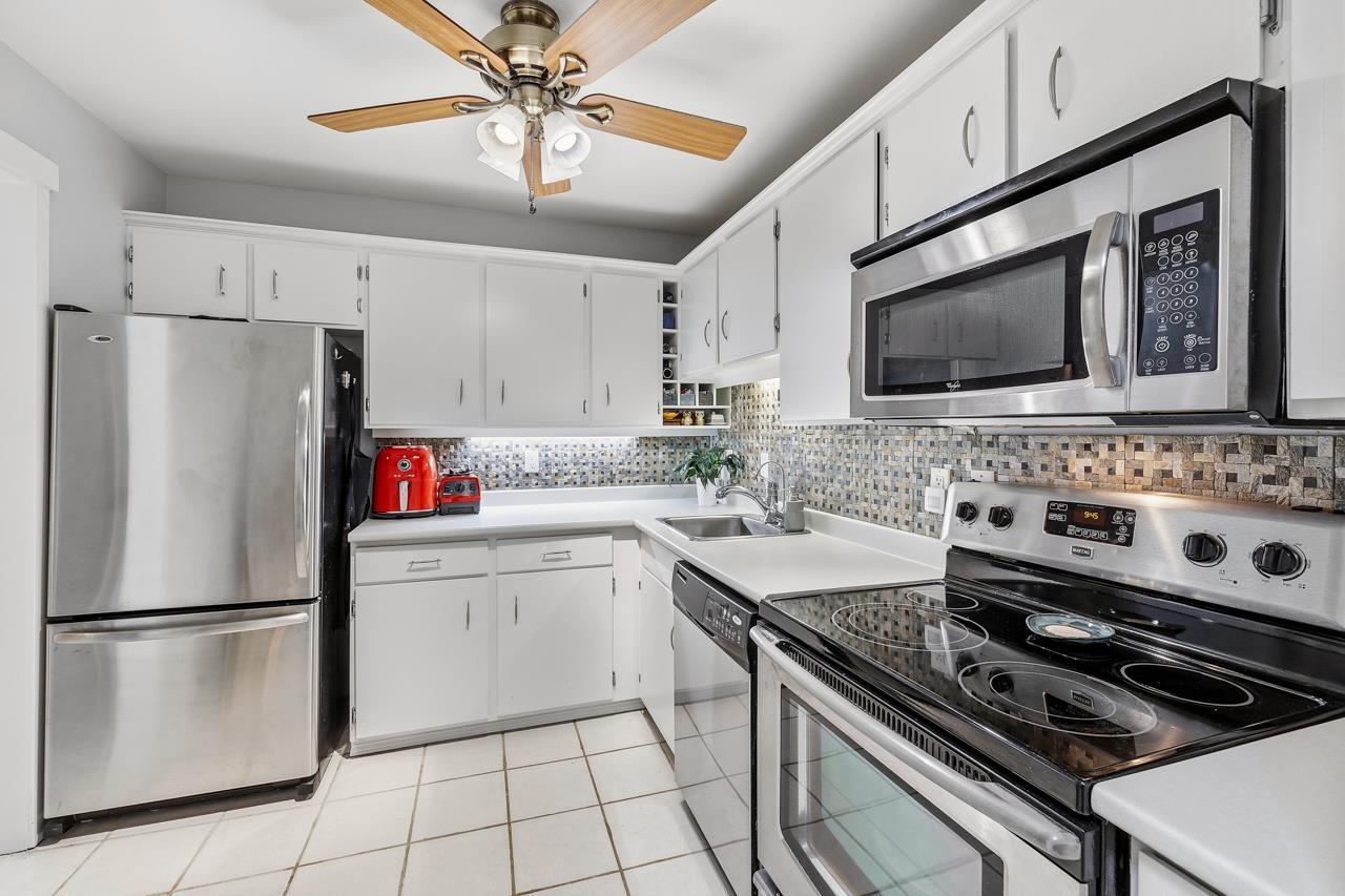 306 1561 Vidal Street, White Rock, British Columbia  V4B 5A7 - Photo 12 - R3122321