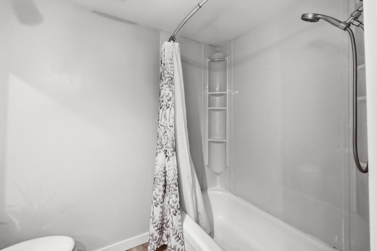 306 1561 Vidal Street, White Rock, British Columbia  V4B 5A7 - Photo 23 - R3122321