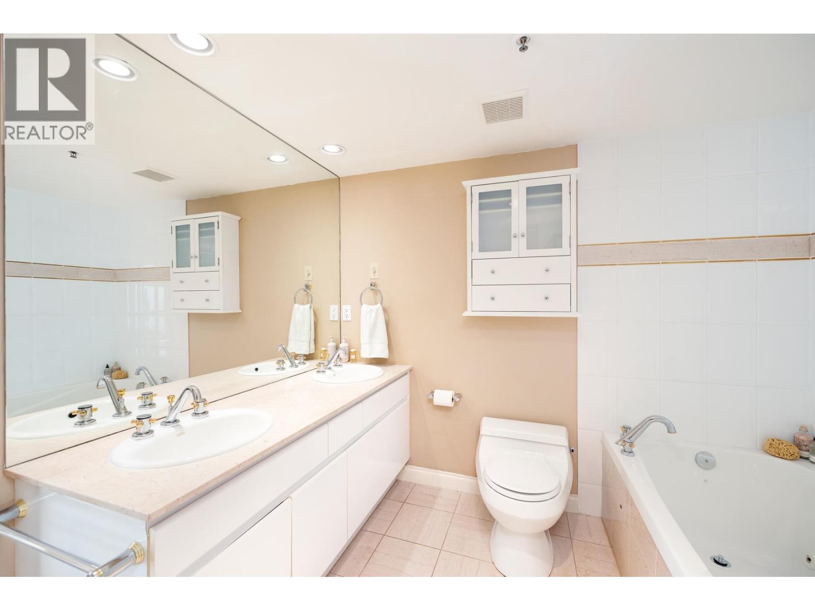 12c 338 Taylor Way, West Vancouver, British Columbia  V7T 2Y1 - Photo 12 - R3122398